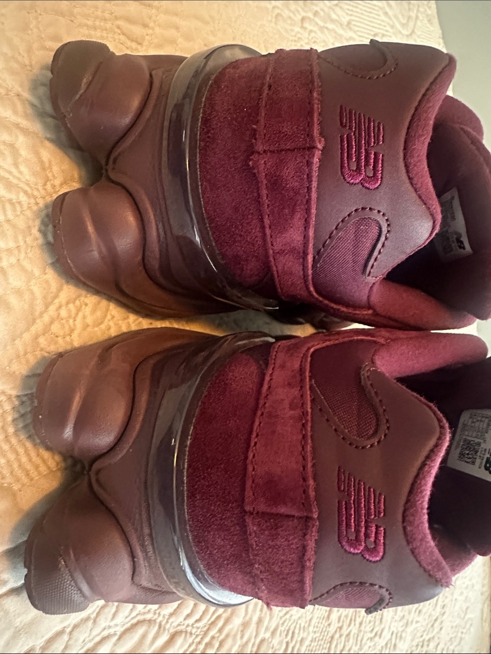 New Balance 9060 Burgundy Suede & Mesh Sneakers sz W9.5 NWOT - Picture 4 of 5